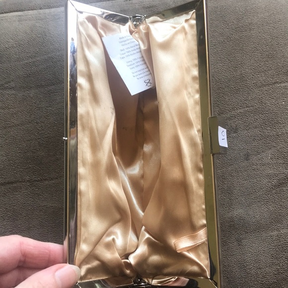 Formal Clutch- N - Picture 4 of 5